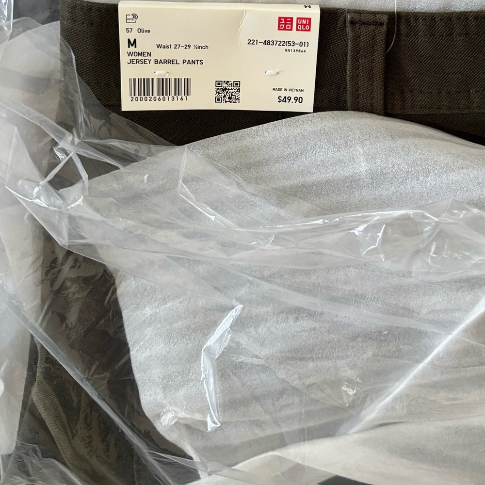 Uniqlo Dark Green Jersey Barrel Pants